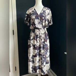 Zero + Maria Cornejo Maki Wave Silk Charmeuse Dress in Stone Roses Print, Size 4